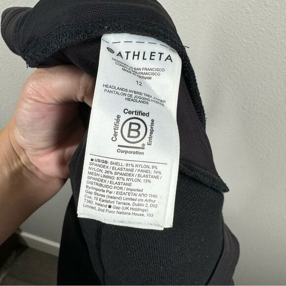 Athleta Headlands Hybrid Mid Rise Jogger Pants Black Athleisure Hiking Size 12 - Picture 7 of 9